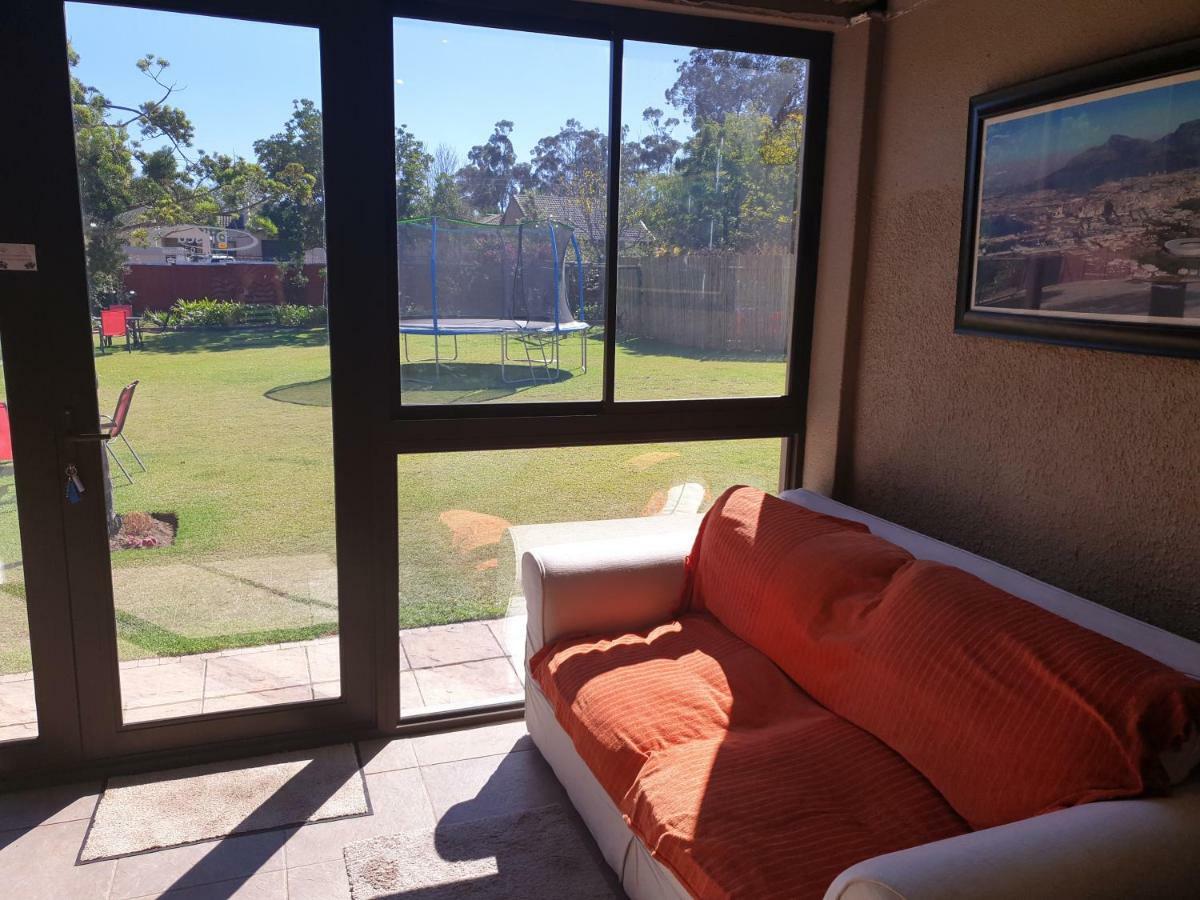 Dilisca Guesthouse Durbanville Exterior foto